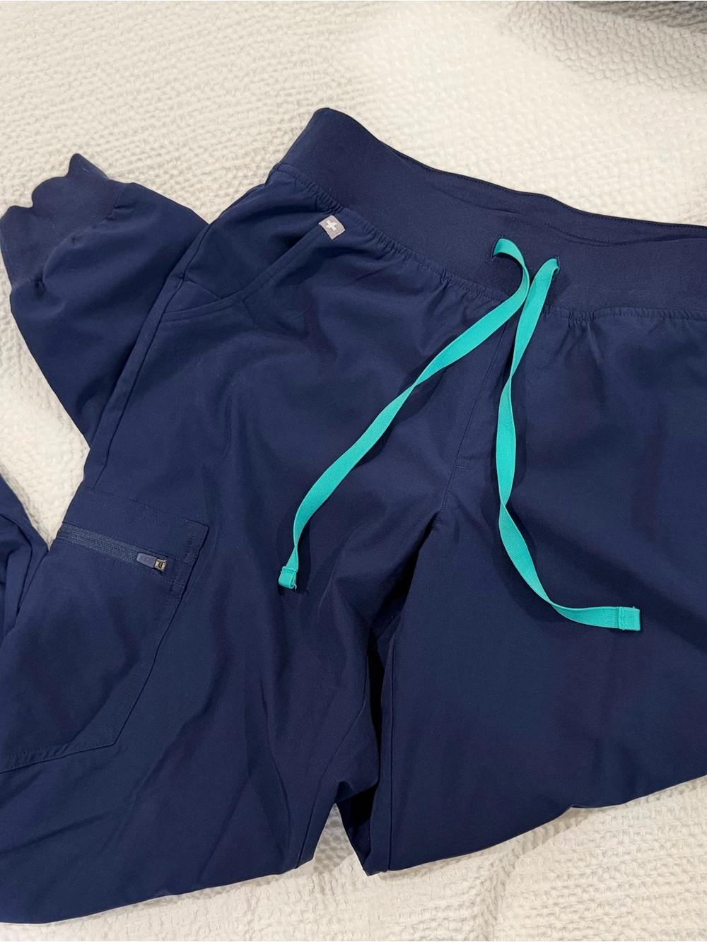 Women’s Figs Navy Joggers